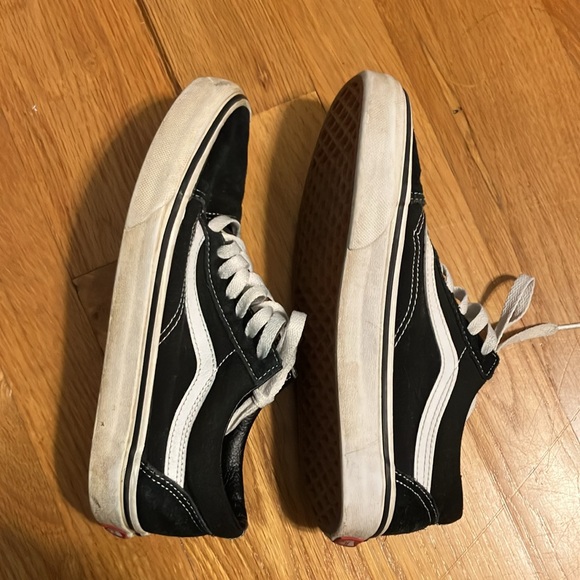 Black Vans Old Skool - Picture 3 of 6